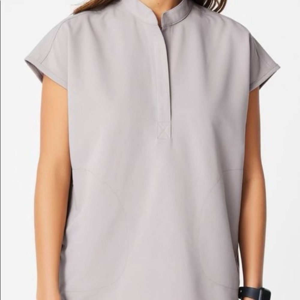 Figs rafaela oversized scrub top in slate size XS